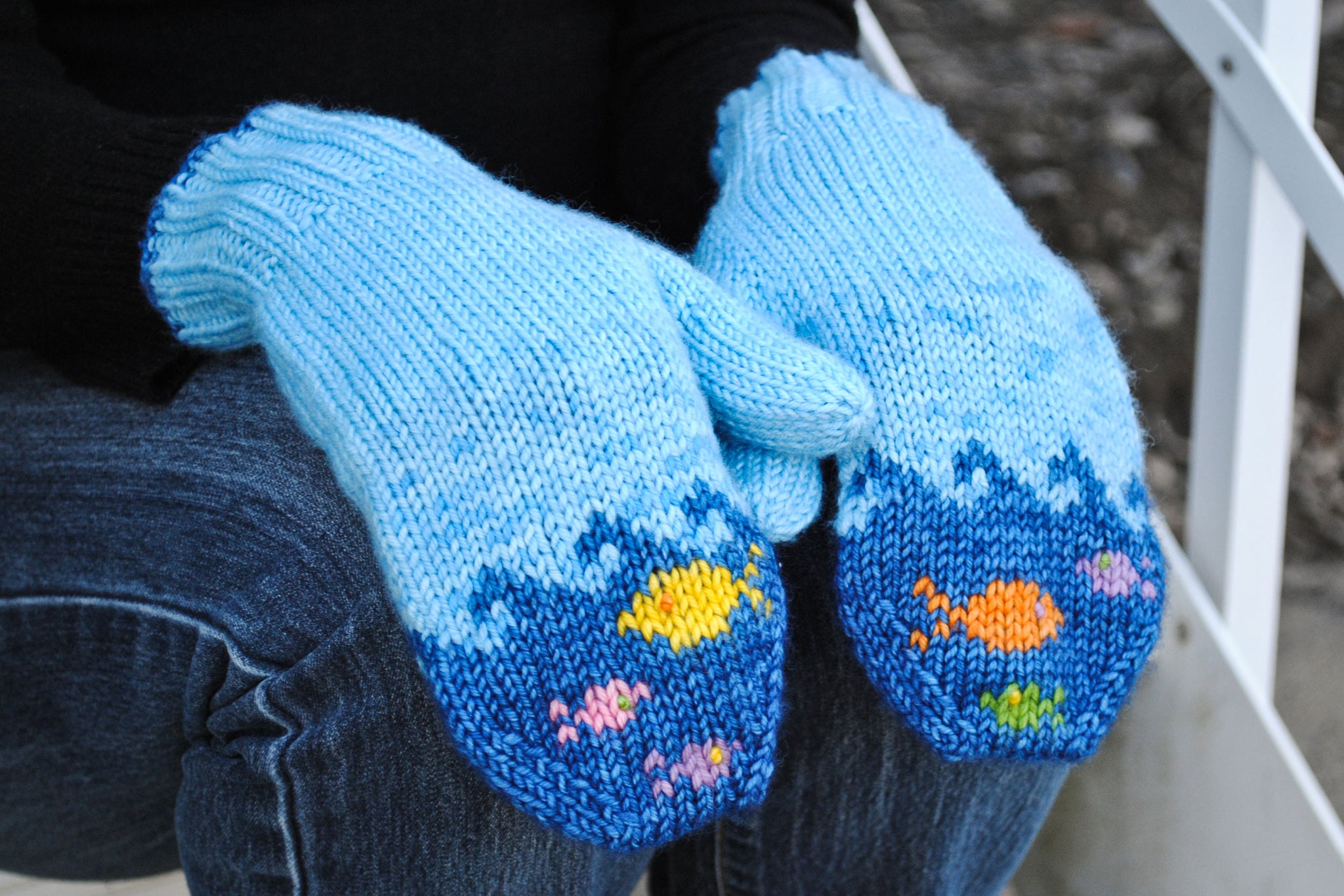 Fish in the Sea Mitten Knitting Kit