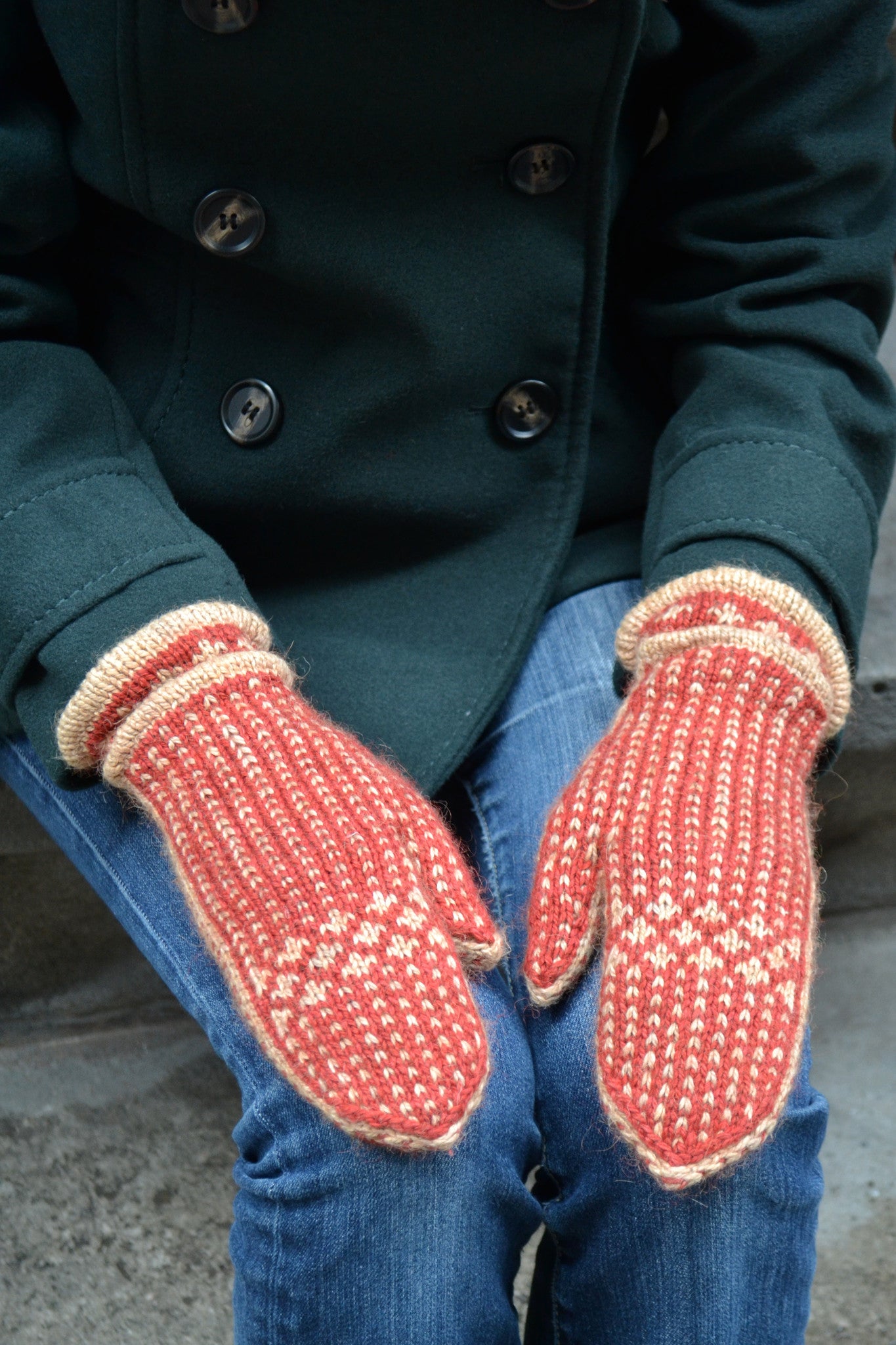 Chili Powder Mittens